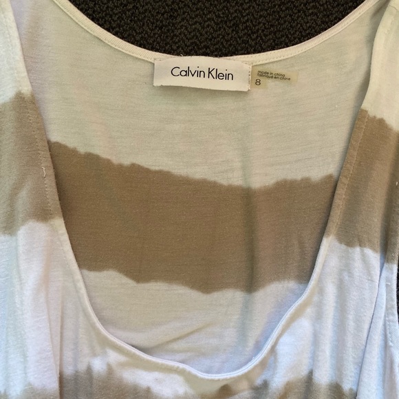 Calvin Klein Dress - Size 8. Fits like a medium. - Picture 4 of 4